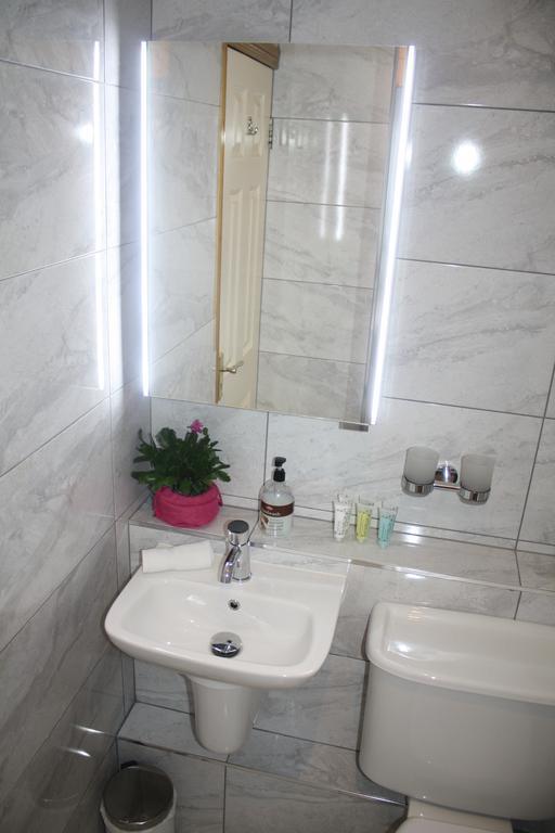 더블린 Almanii B&B 외부 사진