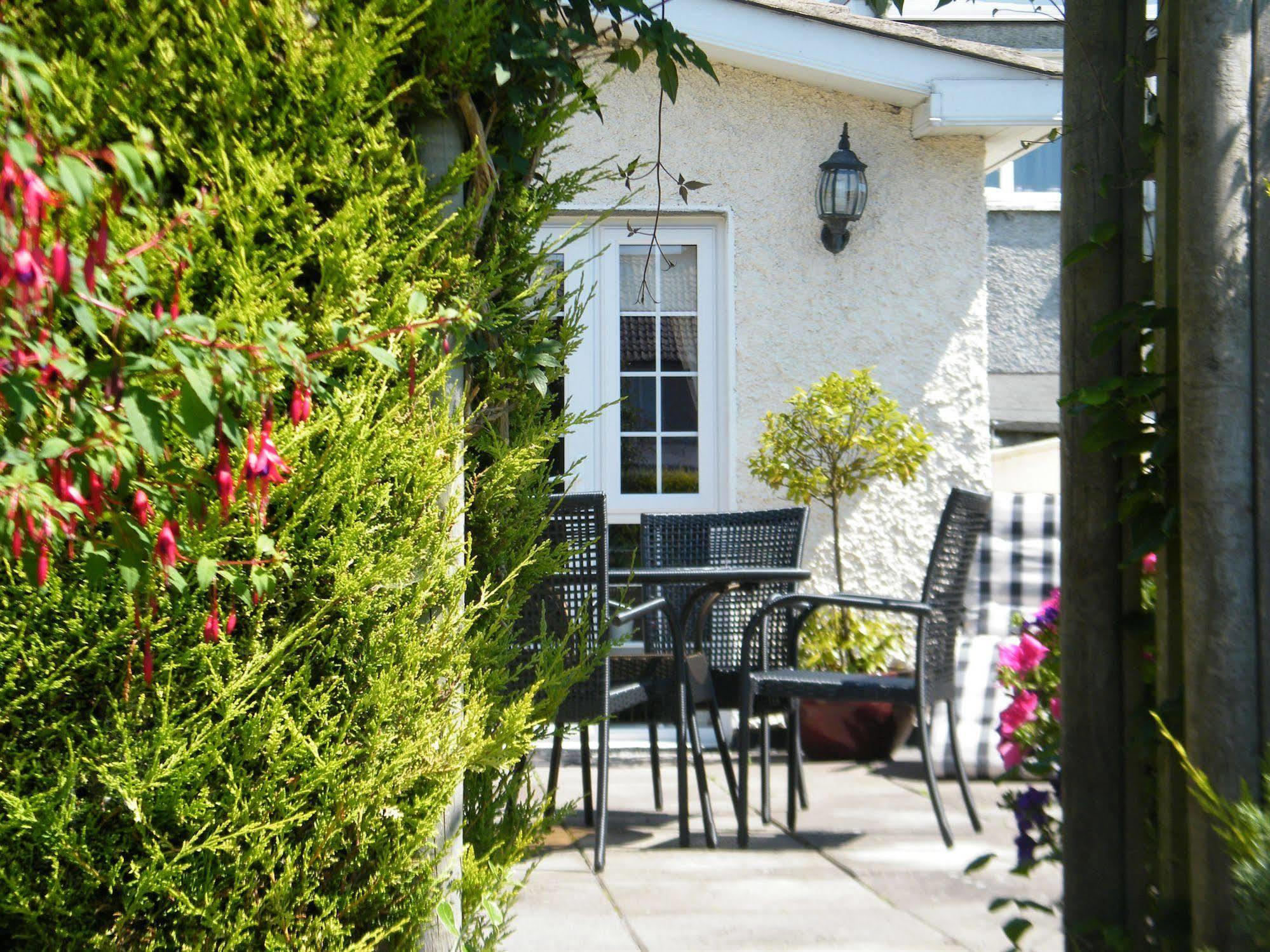 더블린 Almanii B&B 외부 사진